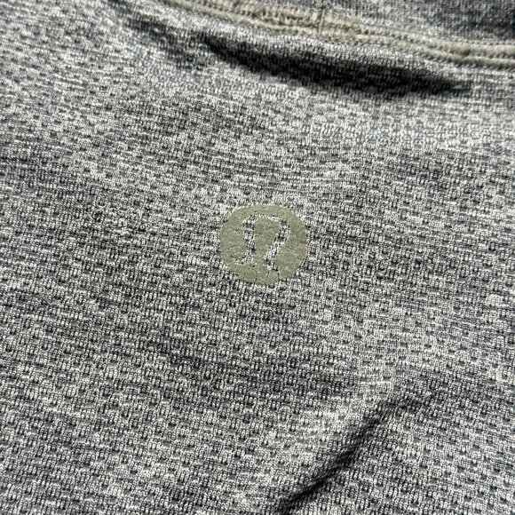 Lululemon Men's Metal Vent Muscle Shirt - Grey/Purple - Picture 6 of 6
